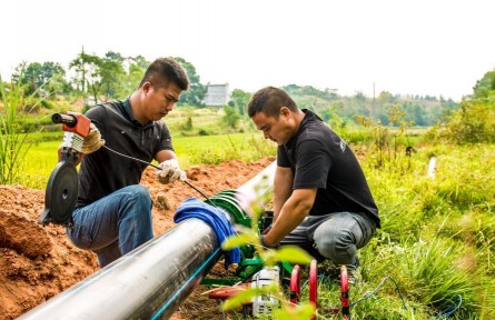 南方部分地区积极做好抗旱工作