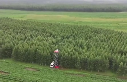 我国首次开展土壤植被系统水分透视航空试验 精准捕捉植被土壤内部含水量