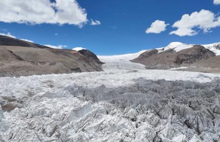 西藏自治区冰川保护条例 regulation on glacier protection in the Xizang Autonomous Region